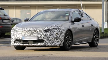 Peugeot 508 facelift - spyshot 1