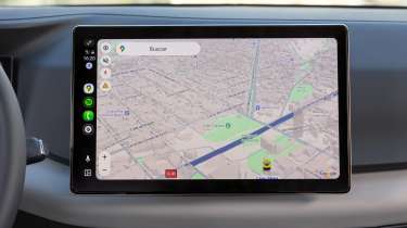 BYD Atto 2 DM-i - sat-nav