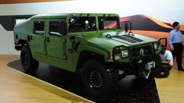 Dongfeng makes its own version of the military Hummer