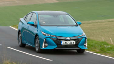 Toyota Prius Plug-in - front action