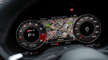 Audi RS3 Sportback - dials