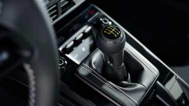 Porsche 911 GT3 Touring - transmission