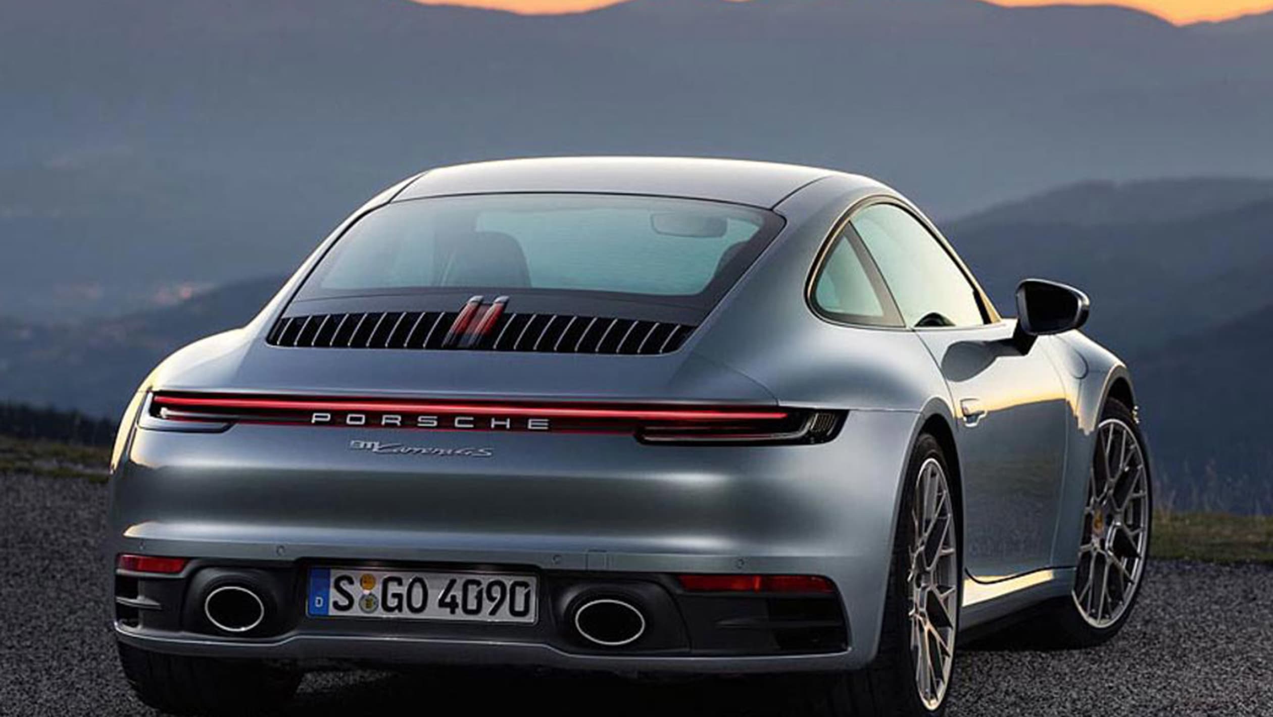 New 2019 Porsche 911 unleashed at the LA Motor Show - pictures | Auto ...