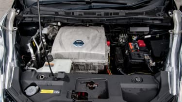 EV driving school - Nissan Leaf - engine bay