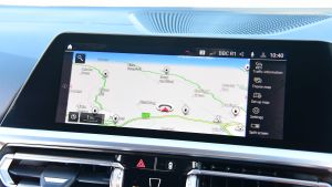 BMW M4 Competition - sat-nav