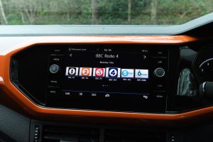 Volkswagen T-Cross - DAB radio