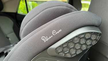 Silver Cross Perform 6