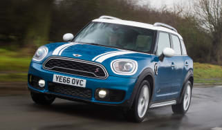MINI Countryman 2017 - front tracking