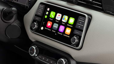 Nissan Micra - Apple CarPlay
