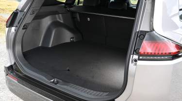 Toyota RAV4 - boot