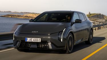 Kia EV4 GT - front