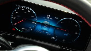 Mercedes EQA - digital driver&#039;s display