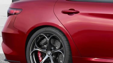 Alfa Romeo Giulia - detail rear wheel