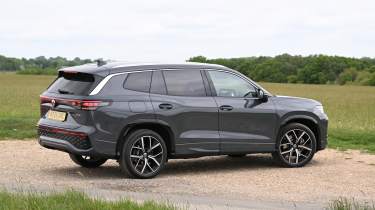 Volkswagen Tayron - rear static 