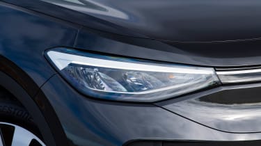 Volkswagen ID.4 - front lights