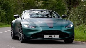 Aston Martin Vantage F1 Edition - front cornering