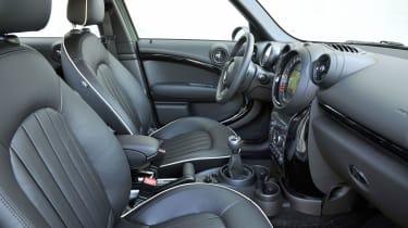 MINI Countryman seats