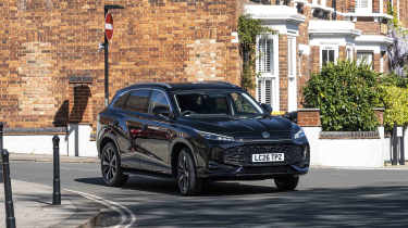 MG HS PHEV - front cornering, left