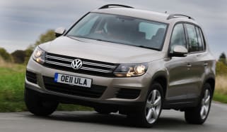 VW Tiguan 2.0 TDI 2WD front cornering