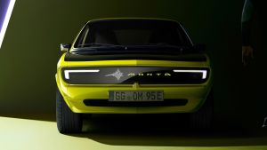 Opel Manta GSe ElektroMOD - full front 2