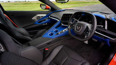 Chevrolet Corvette - cabin