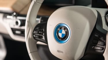 BMW i3 REx 94AH - new steering wheel