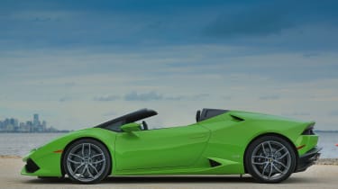 Lamborghini Huracan Spyder - roof