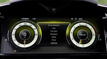 Aston Martin Vantage - dials