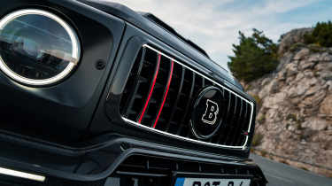 Brabus 900 Rocket Edition Cabrio - headlight and grill