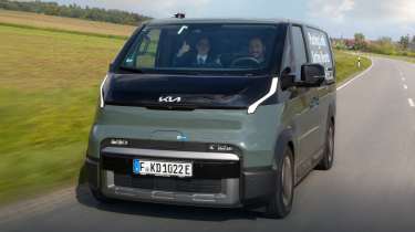 Kia PV5 record-breaking - front 3/4