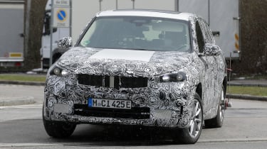 BMW iX1 - front