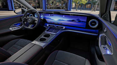 Mercedes C-Class Electric - dash
