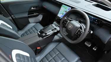 Citroen e-C5 Aircross - interior