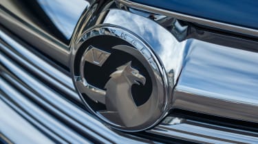 Vauxhall Insignia Sports Tourer Whisper diesel - front badge