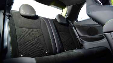 Abarth 500e - rear seats