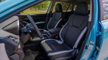 Subaru XV - front interior