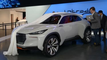 Hyundai Intrado unveiled