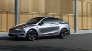 2025 Tesla Model Y Performance - 