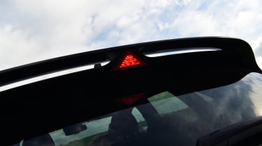 Hyundai i30 N - rear spoiler brake light