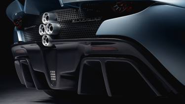 Hennessey Blackbird - exhausts