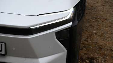 Toyota bZ4X - front light