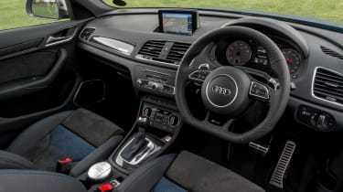 Audi RS Q3 Performance 2016 - interior