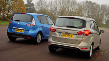 Renault Scenic and Ford B-MAX rear tracking