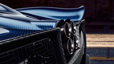 Pagani Huayra Roadster 2017 - studio rear detail