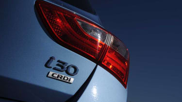 Hyundai i30 badge