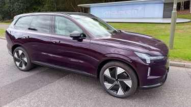 Volvo EX90 Ultra Twin Motor Performance - front angled