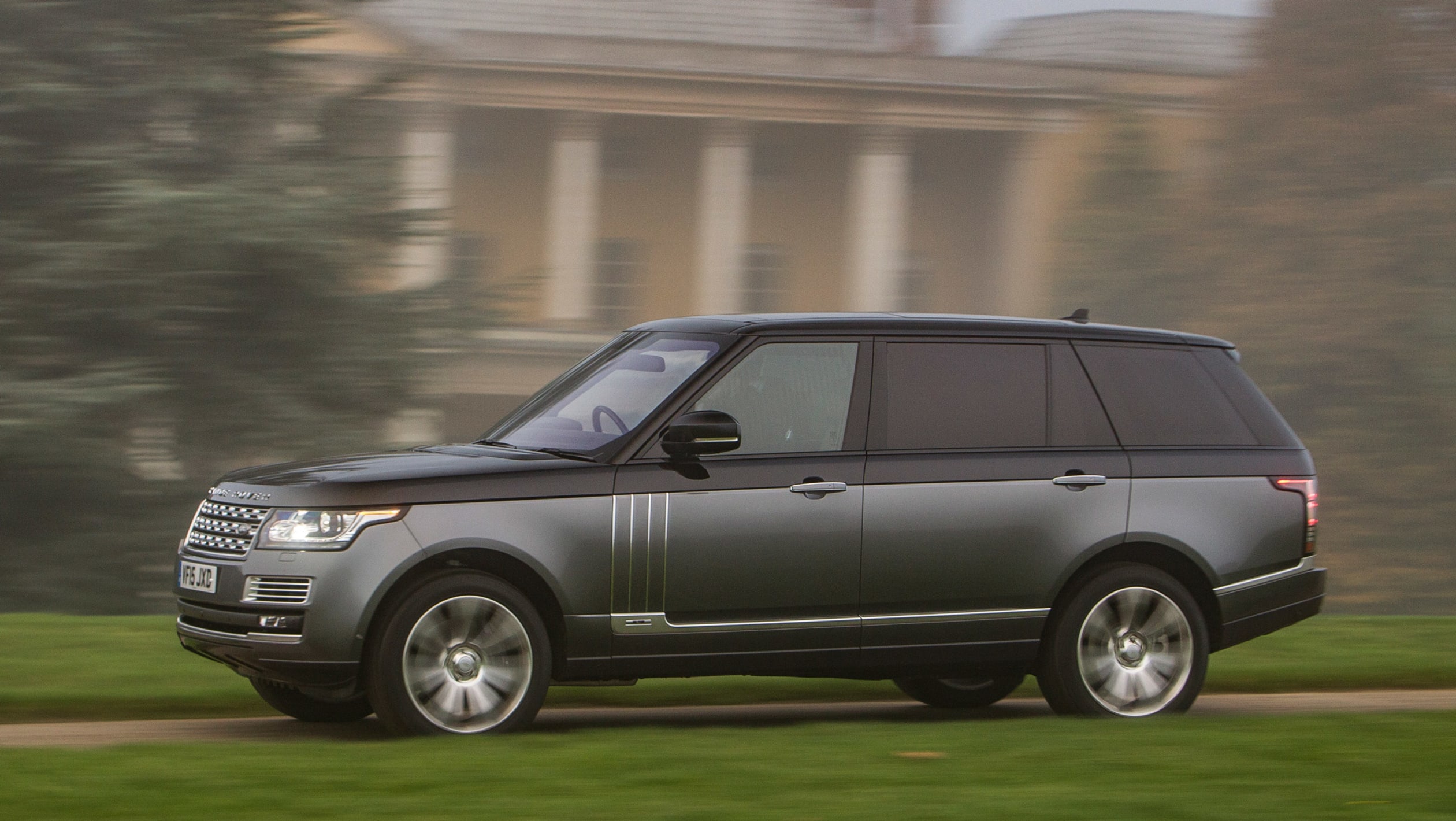 Range Rover SV-Autobiography LWB - pictures | Auto Express