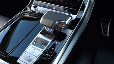 Used Audi Q8 - transmission