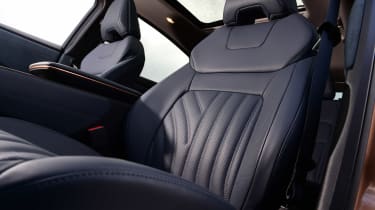 Nissan Ariya e-4ORCE - seats