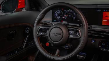 Genesis GV60 Magma - interior